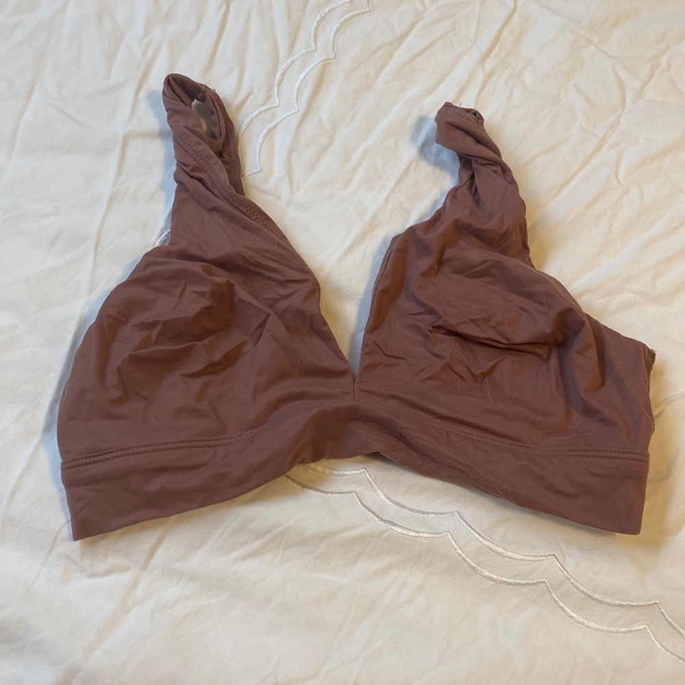 Victoria’s Secret bra size L
